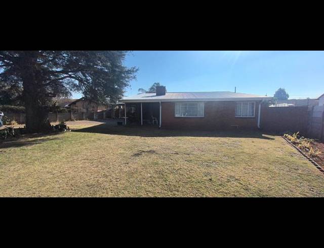 3 BEDROOM HOUSE FOR SALE IN WITPOORTJIE